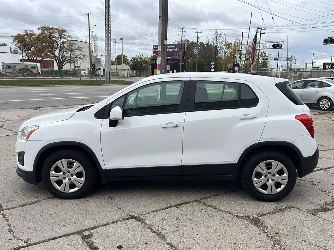Used 2016 Chevrolet Trax LS FWD image 8
