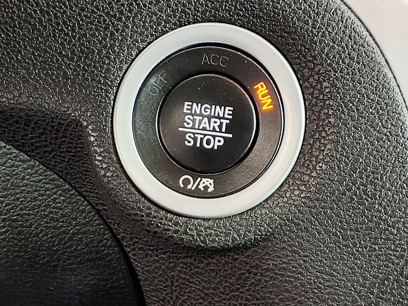 Used 2023 Chrysler 300 Touring RWD image 19