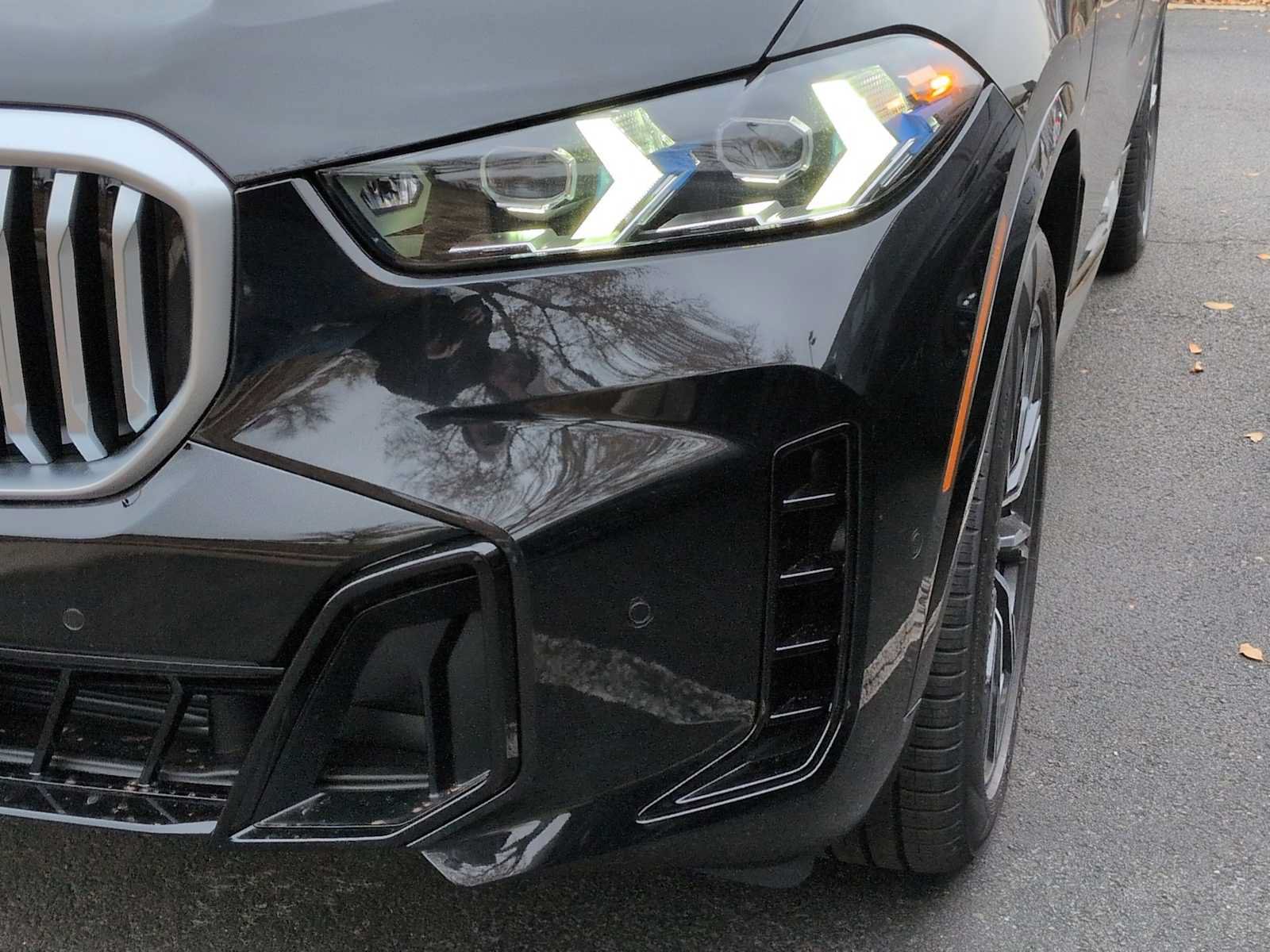 Used 2026 BMW X5 xDrive50e w/ M Sport Package AWD/4WD image 11