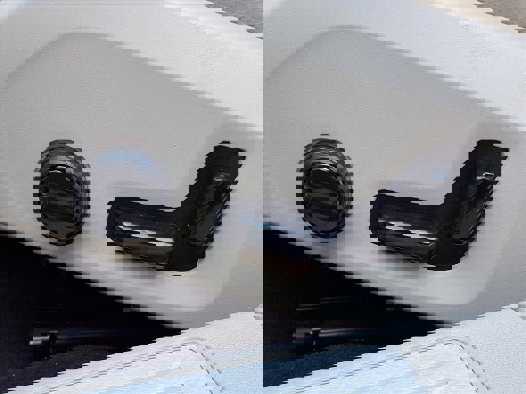 Used 2024 Volvo S60 B5 Plus image 30