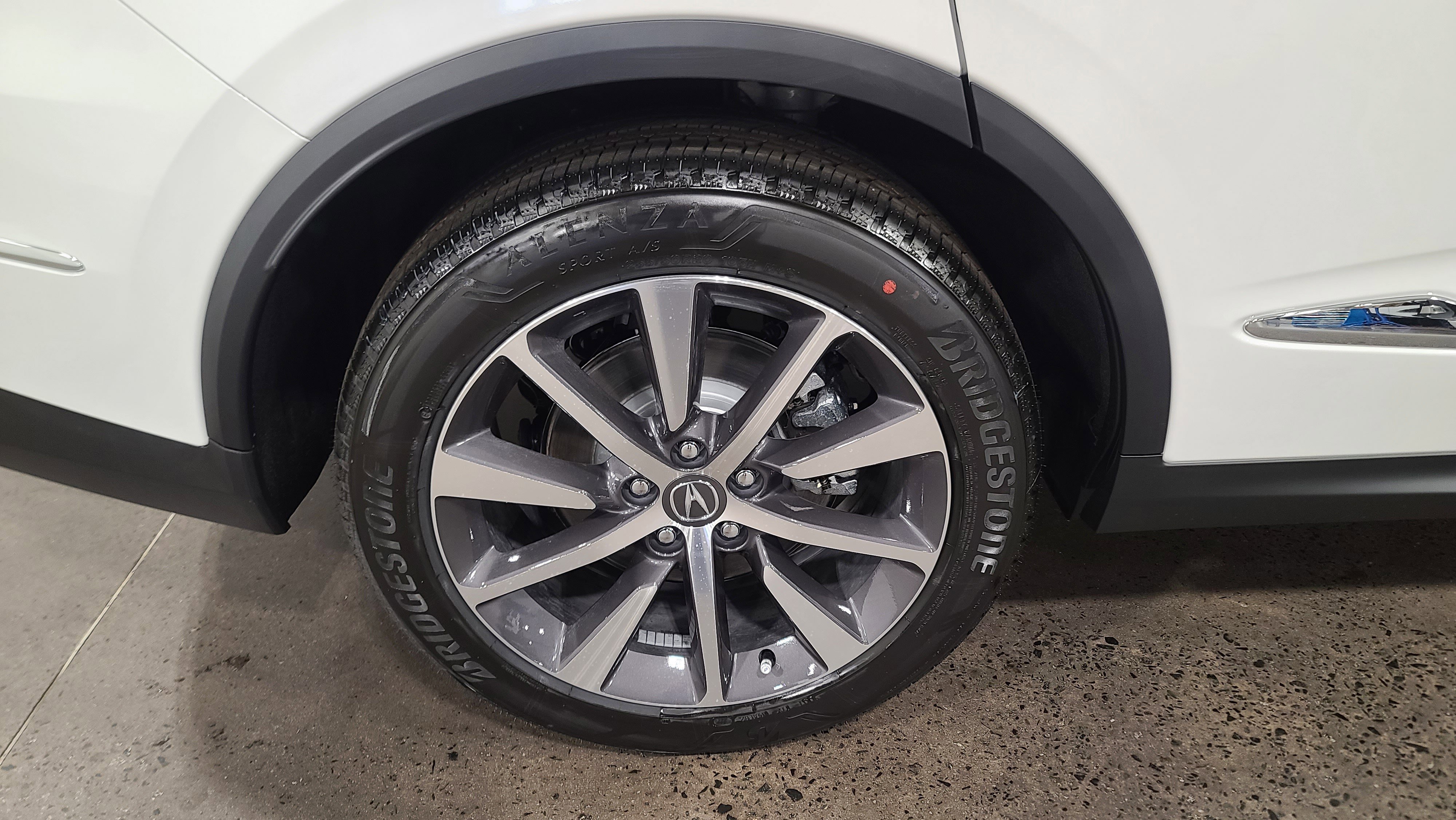 Certified 2026 Acura MDX FWD w/ Technology Package image 16