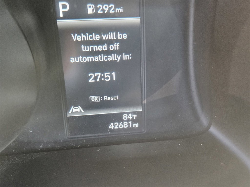 Used 2023 Hyundai Elantra Blue image 16