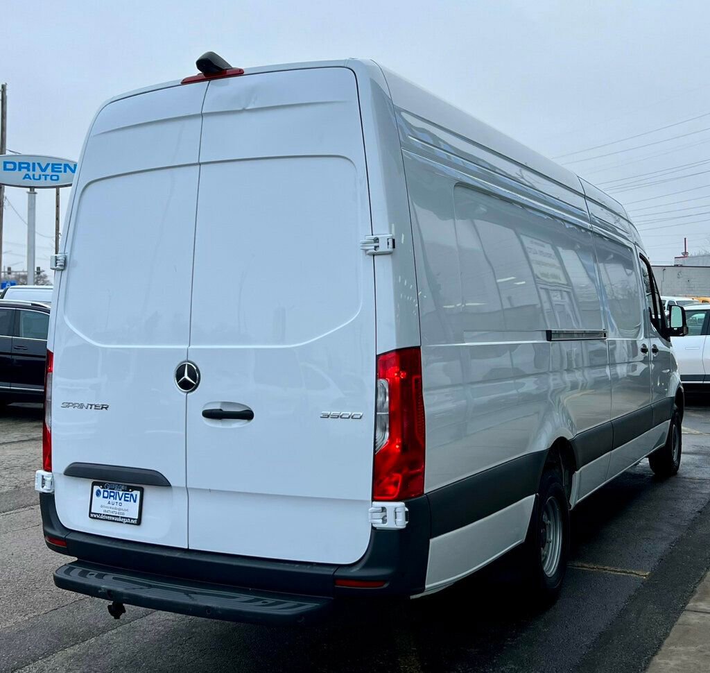 Used 2024 Mercedes-Benz Sprinter 3500 image 30