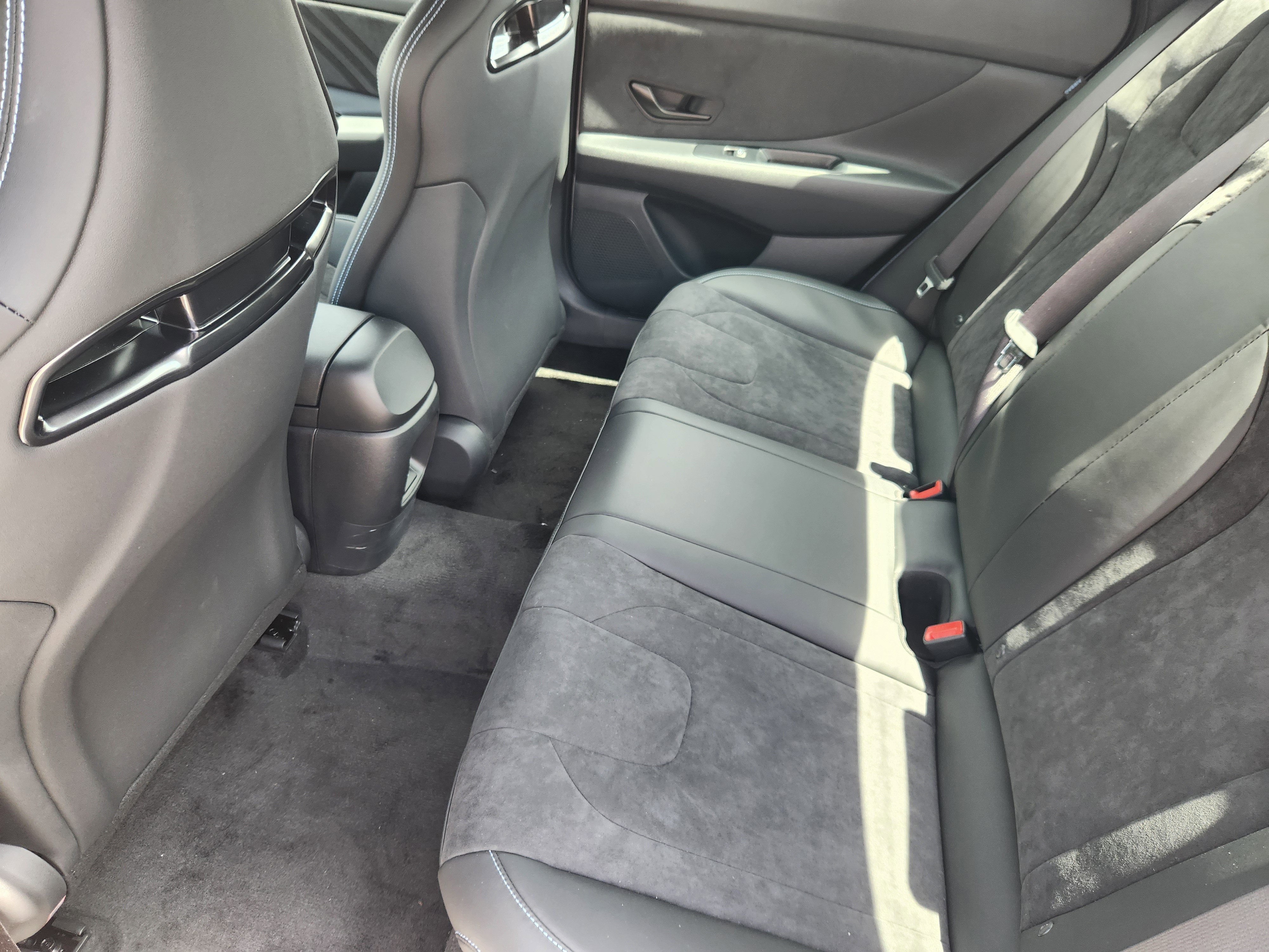 New 2026 Hyundai Elantra N FWD image 10