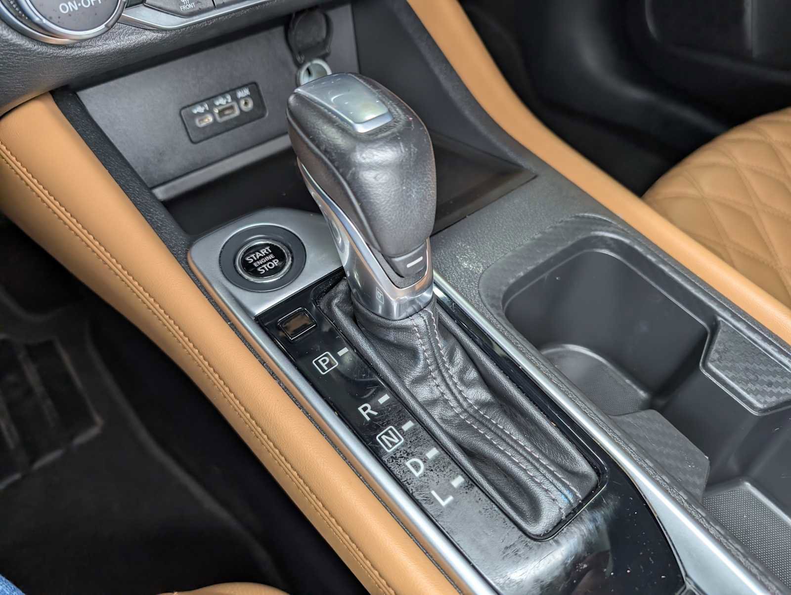 Used 2022 Nissan Sentra SV w/ SV Premium Package image 27