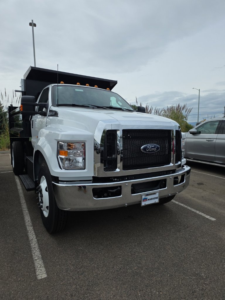 New 2027 Ford F650 2WD Regular Cab Super Duty image 2