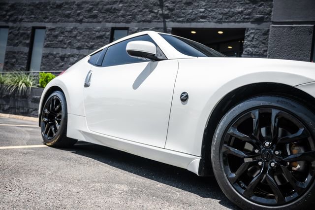 Used 2013 Nissan 370Z Coupe RWD image 24