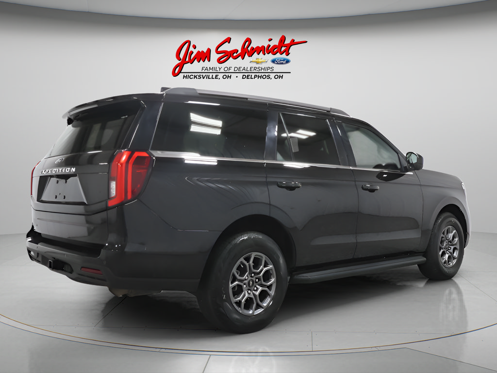 Used 2025 Ford Expedition Active AWD/4WD image 13
