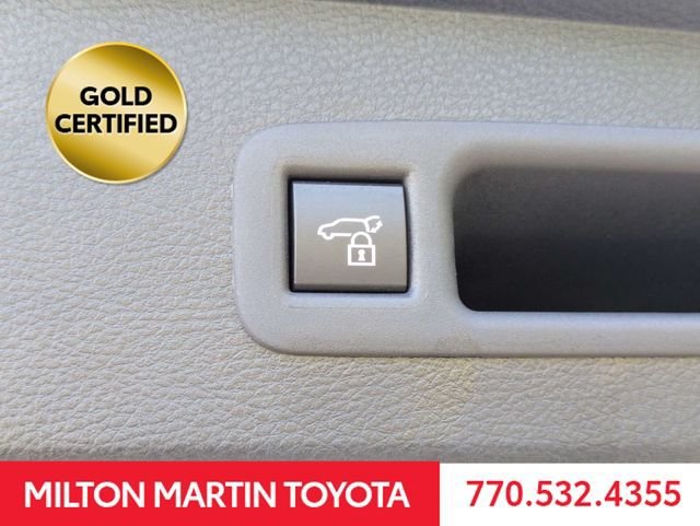 Certified 2026 Toyota Sienna XLE FWD image 16