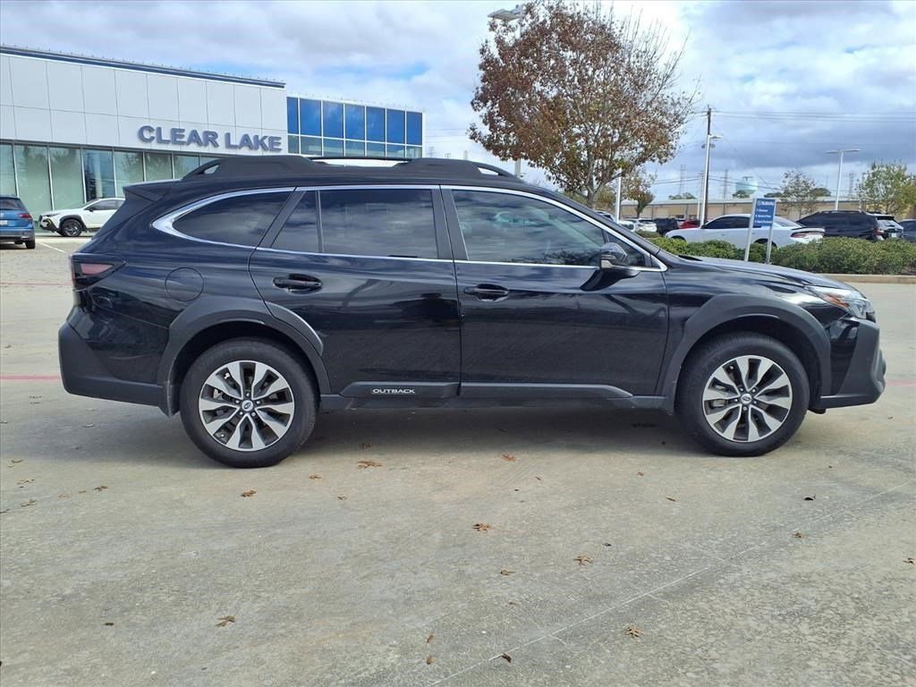 Used 2025 Subaru Outback Limited image 8