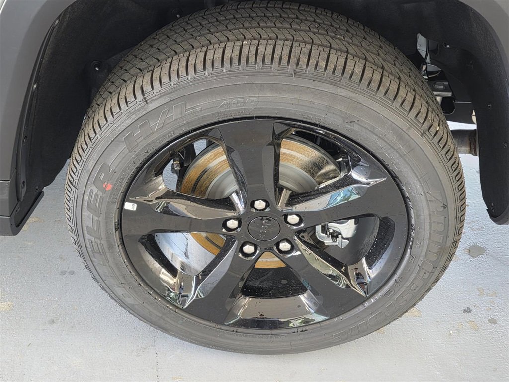 New 2025 Jeep Grand Cherokee L Altitude image 34