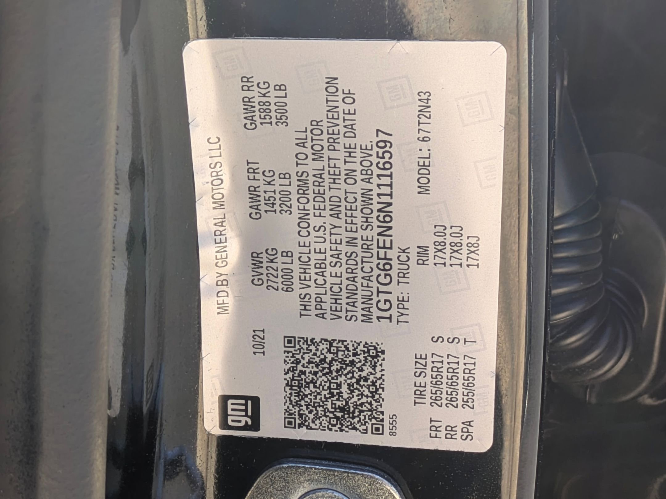 Certified 2022 GMC Canyon AT4 w/ Driver Alert Package image 33