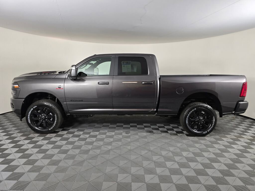 New 2025 RAM 3500 Big Horn image 33