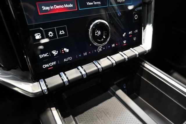 New 2026 GMC Acadia Elevation image 19