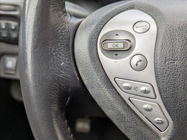 Used 2017 Nissan Leaf SV FWD image 11