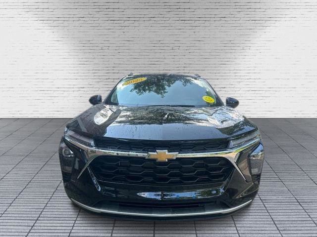 New 2025 Chevrolet Trax LT w/ Driver Confidence Package image 3