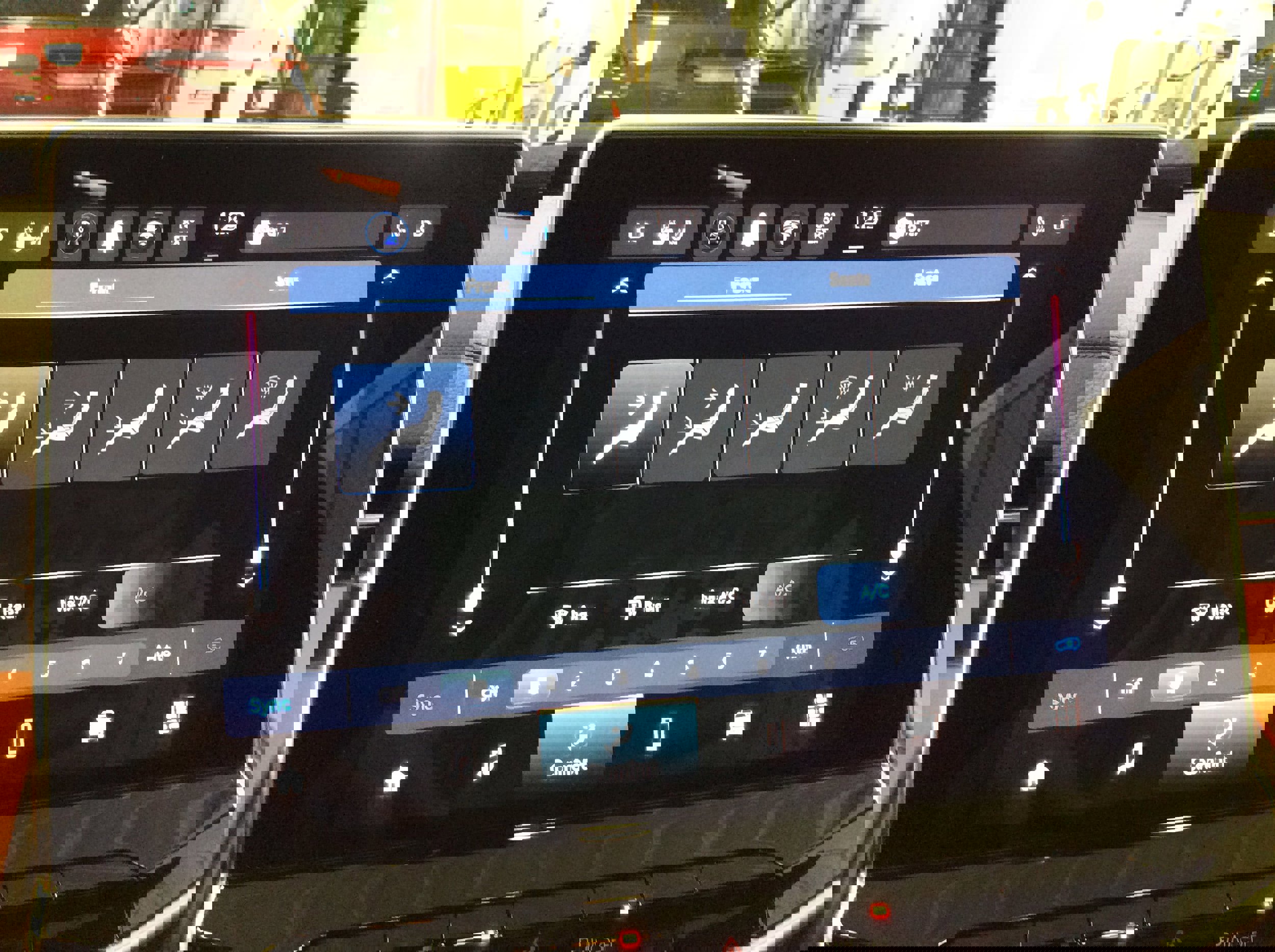 Used 2024 Jeep Compass Limited image 26