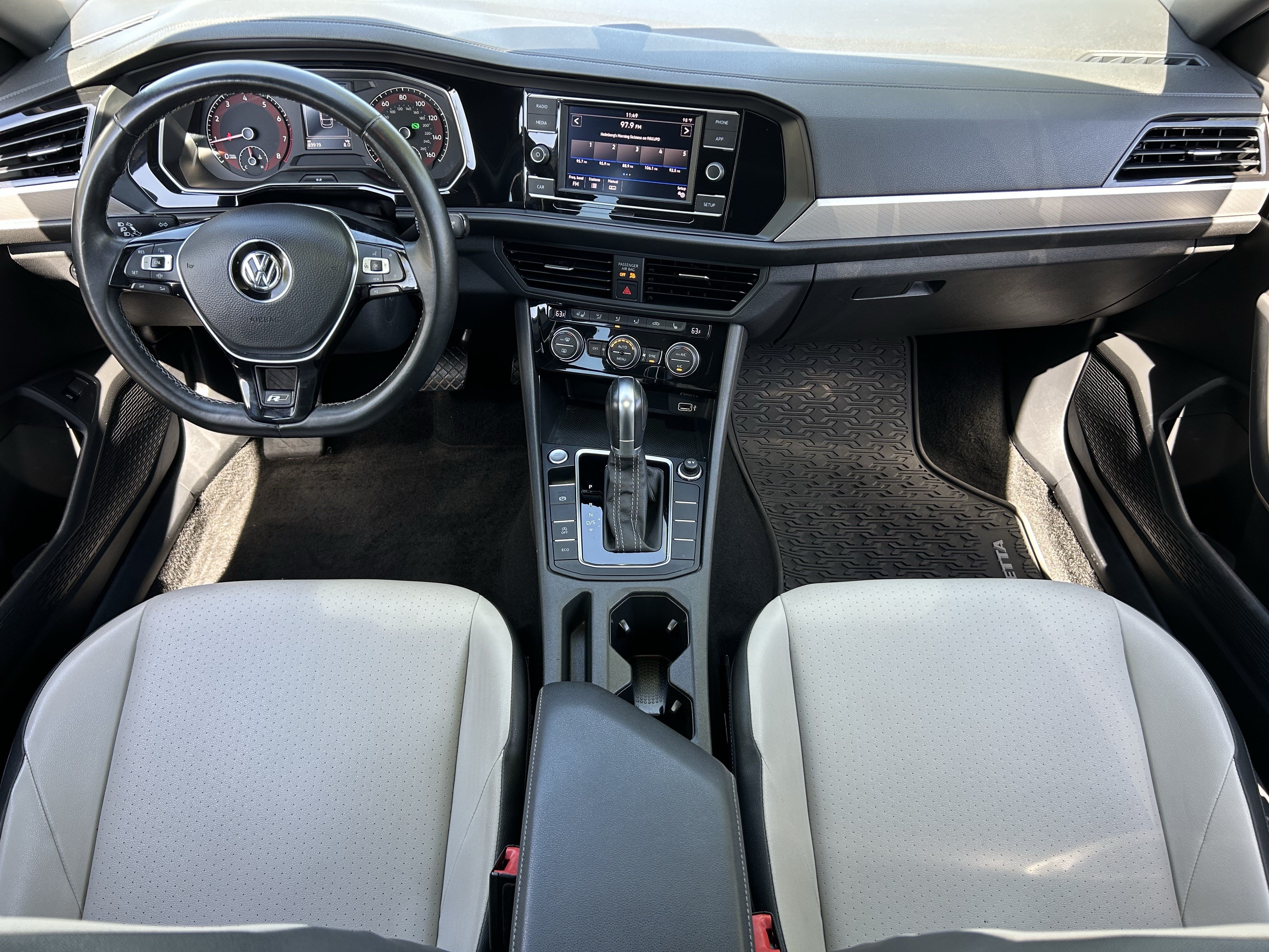 Used 2019 Volkswagen Jetta R-Line w/ R-Line Cold Weather Package FWD image 13