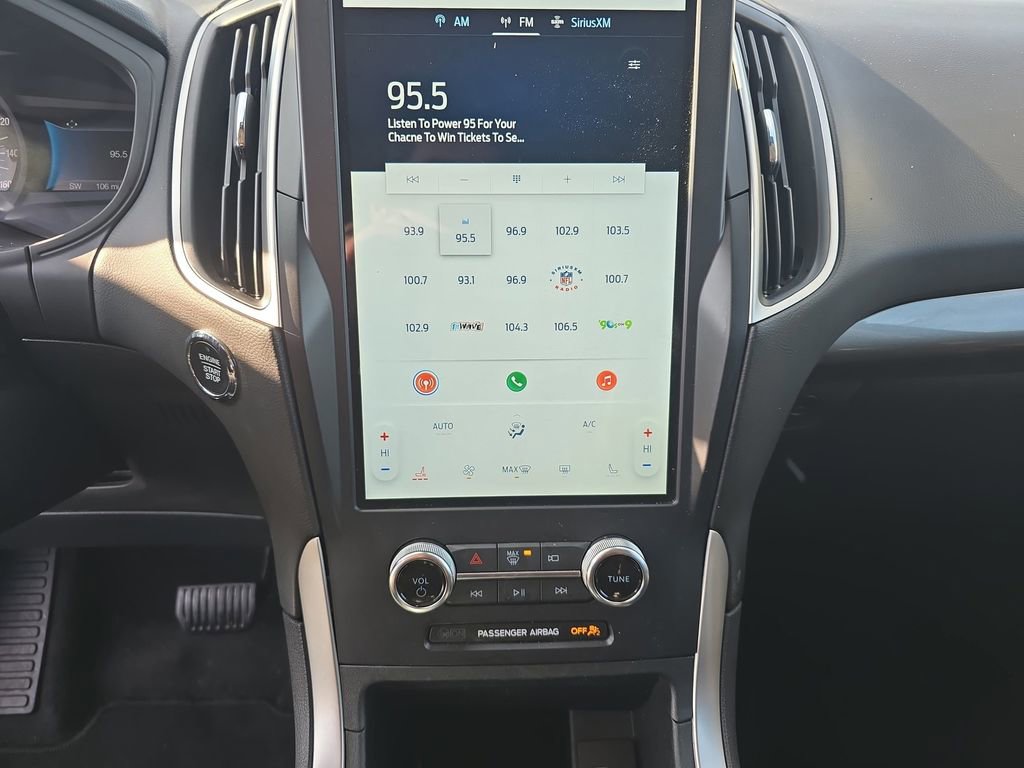 Used 2024 Ford Edge SEL image 20