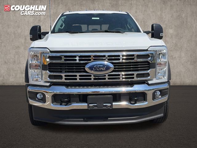 New 2026 Ford F550 4x4 Crew Cab image 2