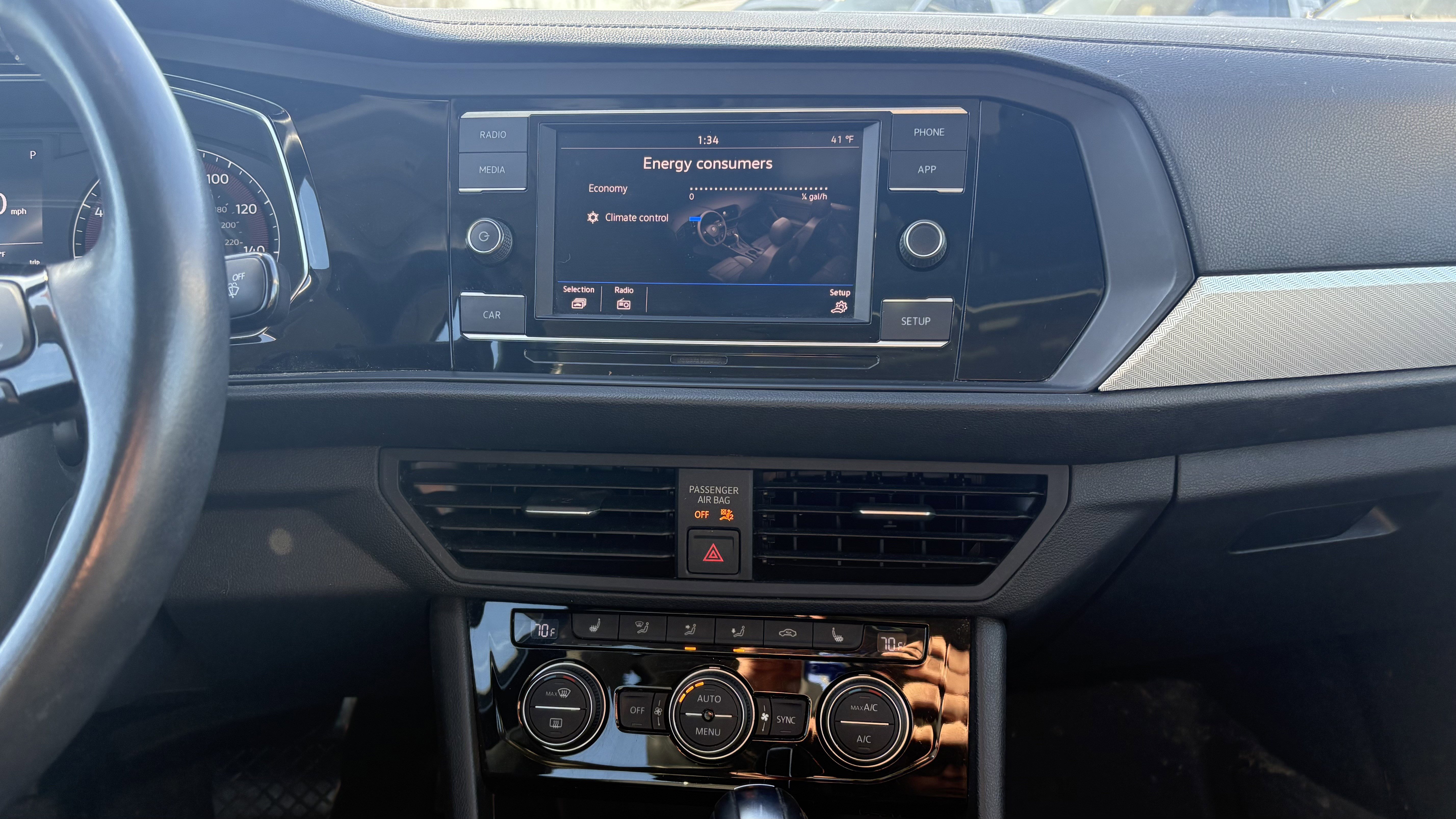 Used 2019 Volkswagen Jetta SE image 30