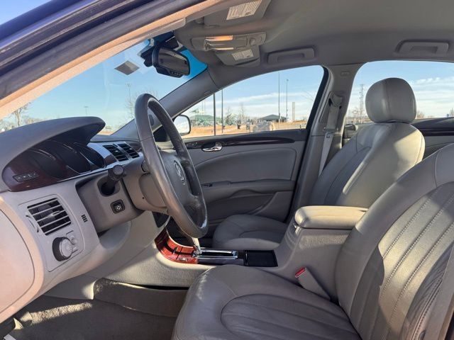 Used 2008 Buick Lucerne CXS image 7