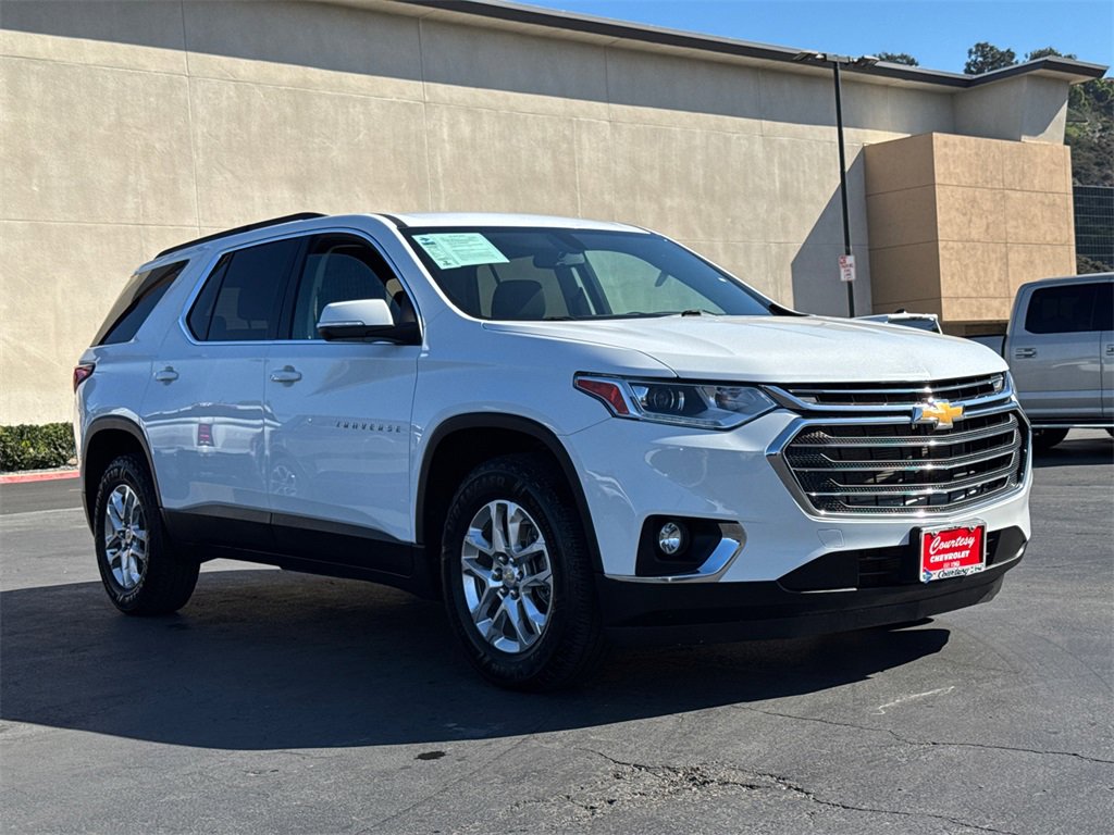 Used 2021 Chevrolet Traverse LT image 4