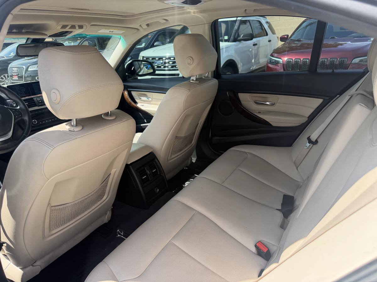 Used 2015 BMW 328i Sedan RWD image 20