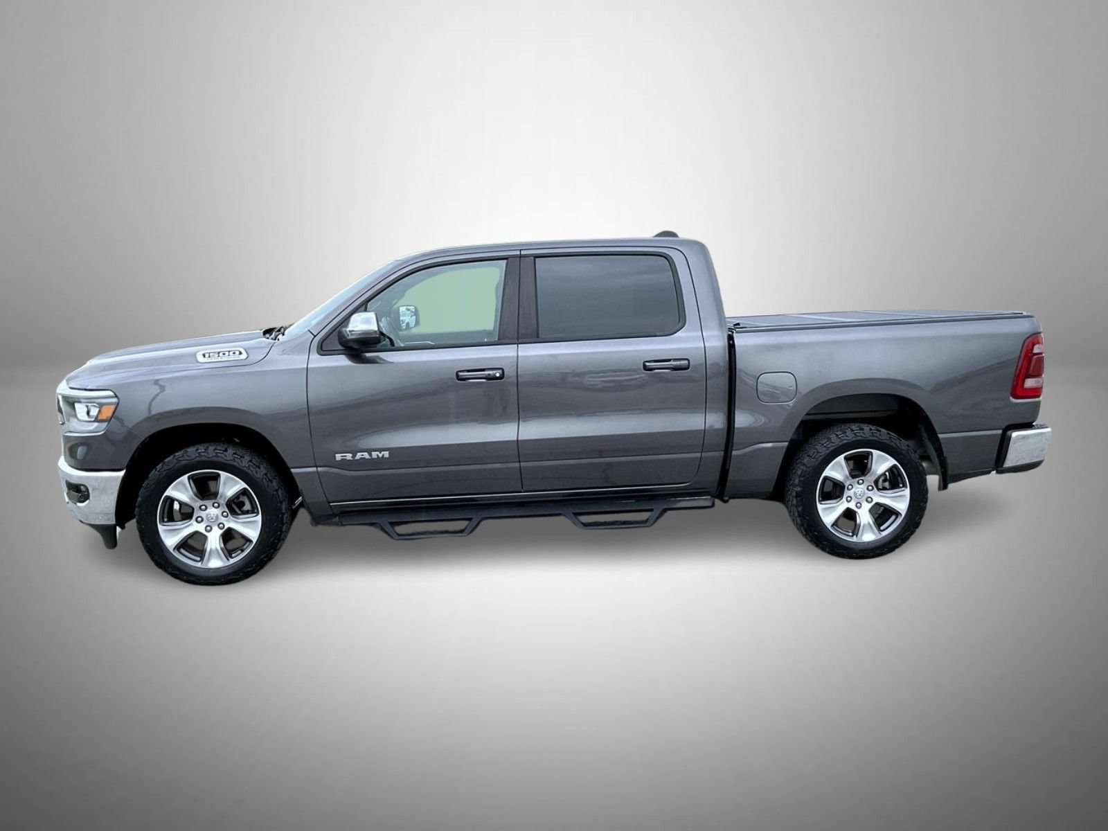 Used 2023 RAM 1500 Laramie AWD/4WD image 8