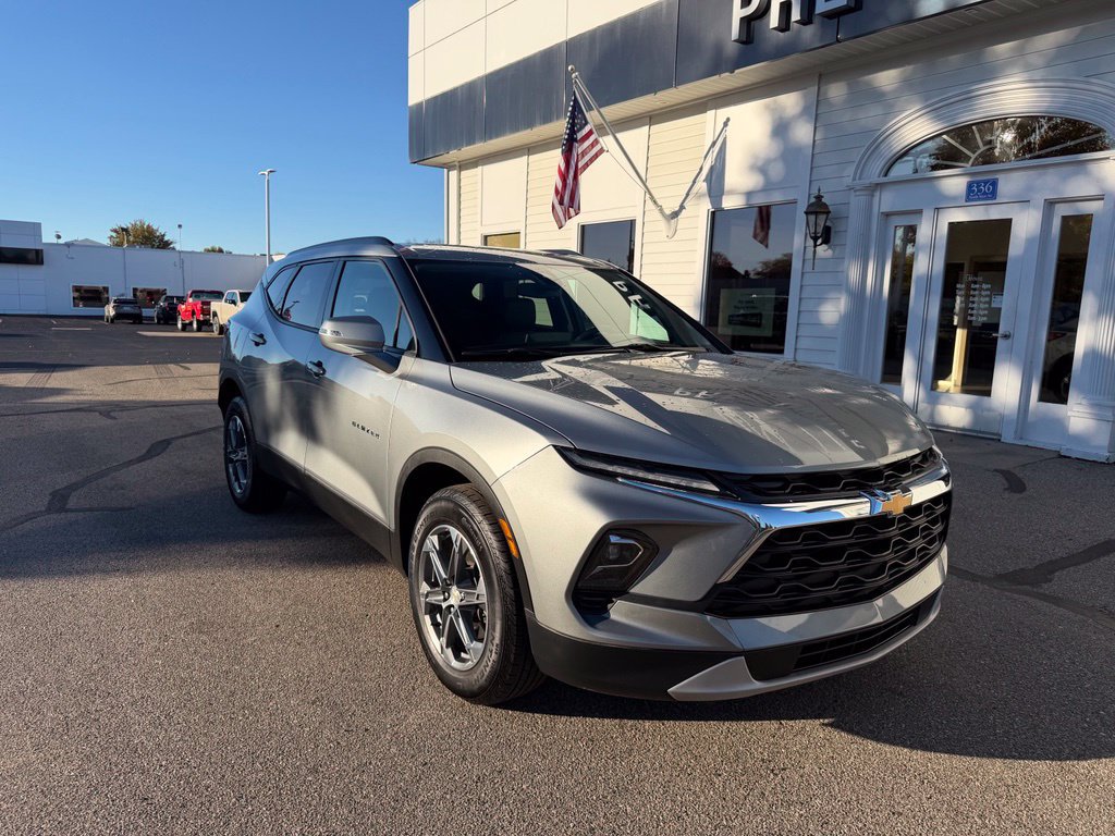 Used 2024 Chevrolet Blazer LT w/ LPO, Floor Liner Package AWD/4WD image 3