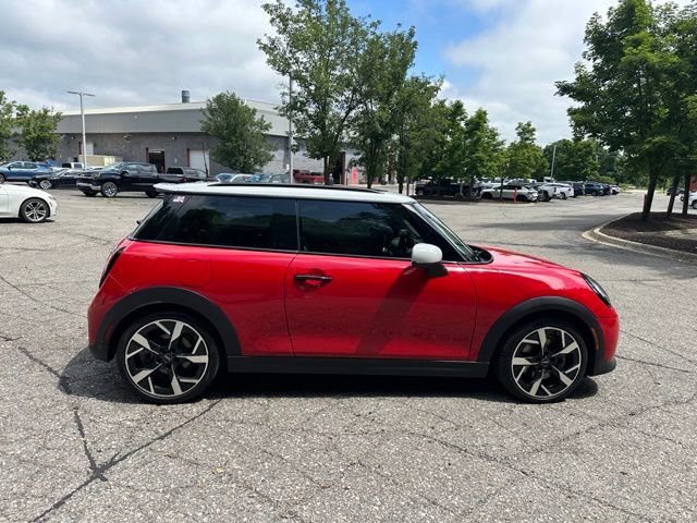 Used 2025 MINI Cooper S FWD image 6