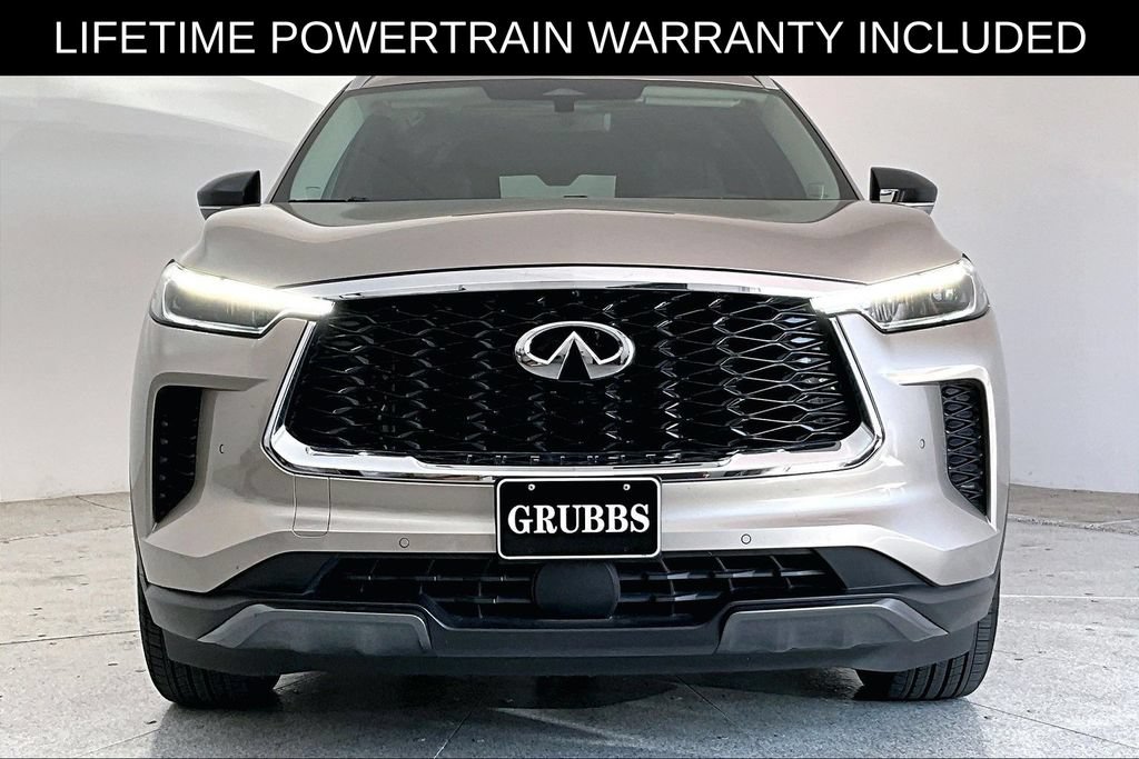 Used 2023 INFINITI QX60 Sensory w/ Vision Package AWD/4WD image 4