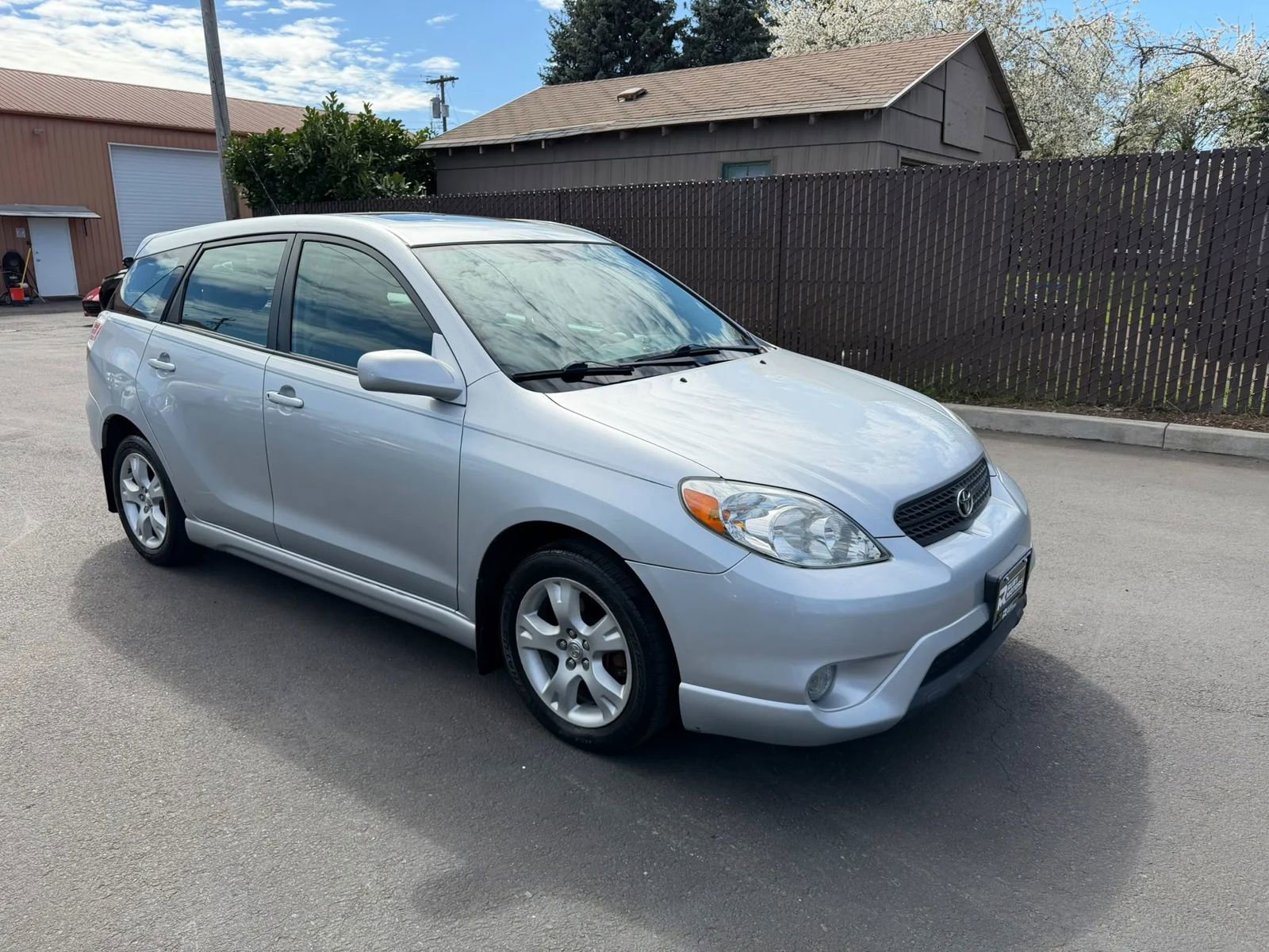 Used 2005 Toyota Matrix XR image 3