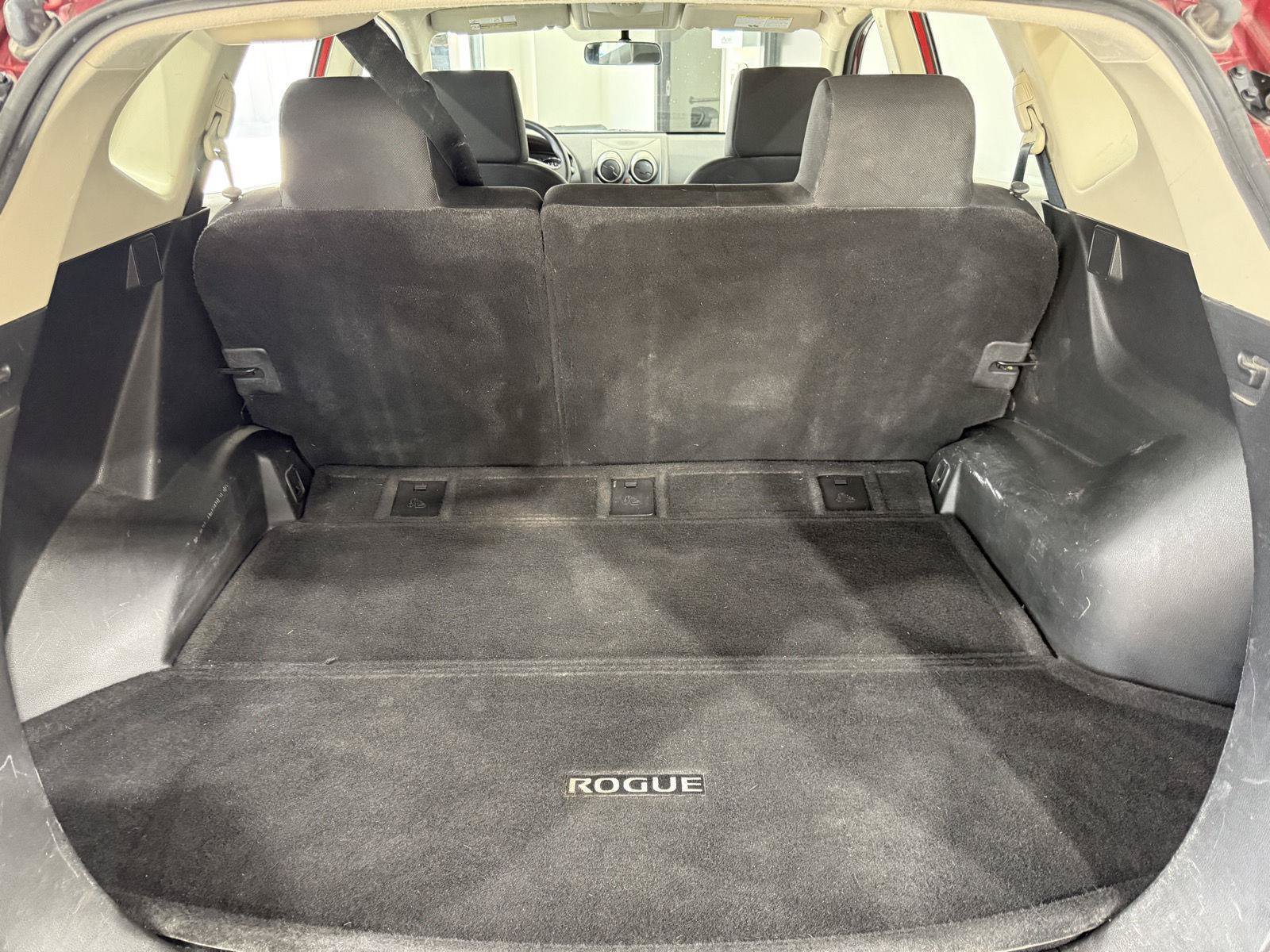 Used 2013 Nissan Rogue S FWD image 30
