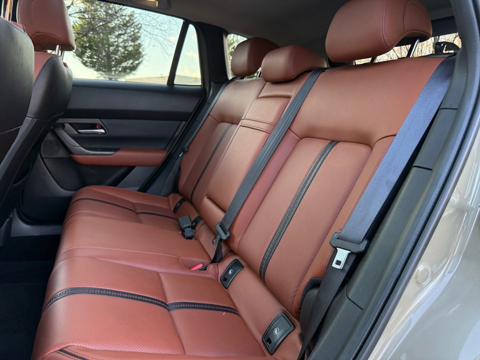 Used 2023 MAZDA CX-50 Meridian Edition w/ Cargo Package image 33