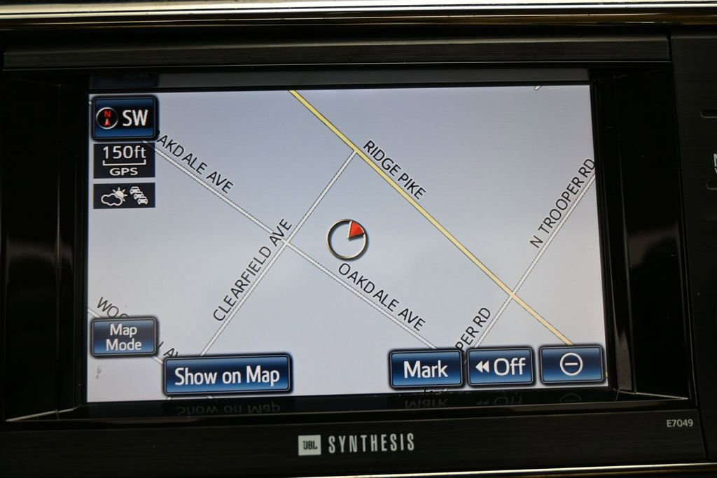 Used 2014 Toyota Avalon Limited image 20