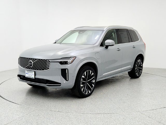 New 2026 Volvo XC90 T8 Plus w/ Protection Package Premier AWD/4WD image 1