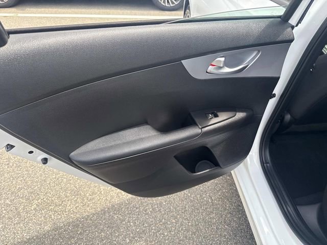 Used 2023 Kia Forte LXS image 16
