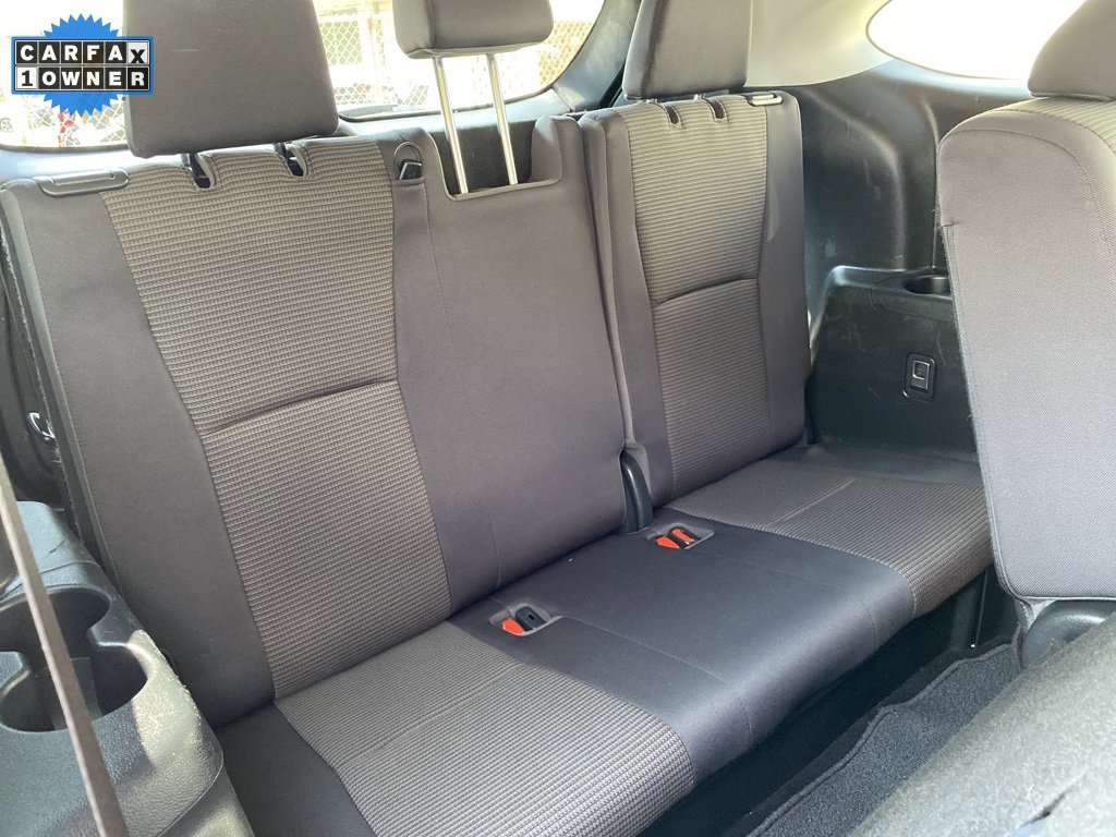 Used 2020 Toyota Highlander LE image 13