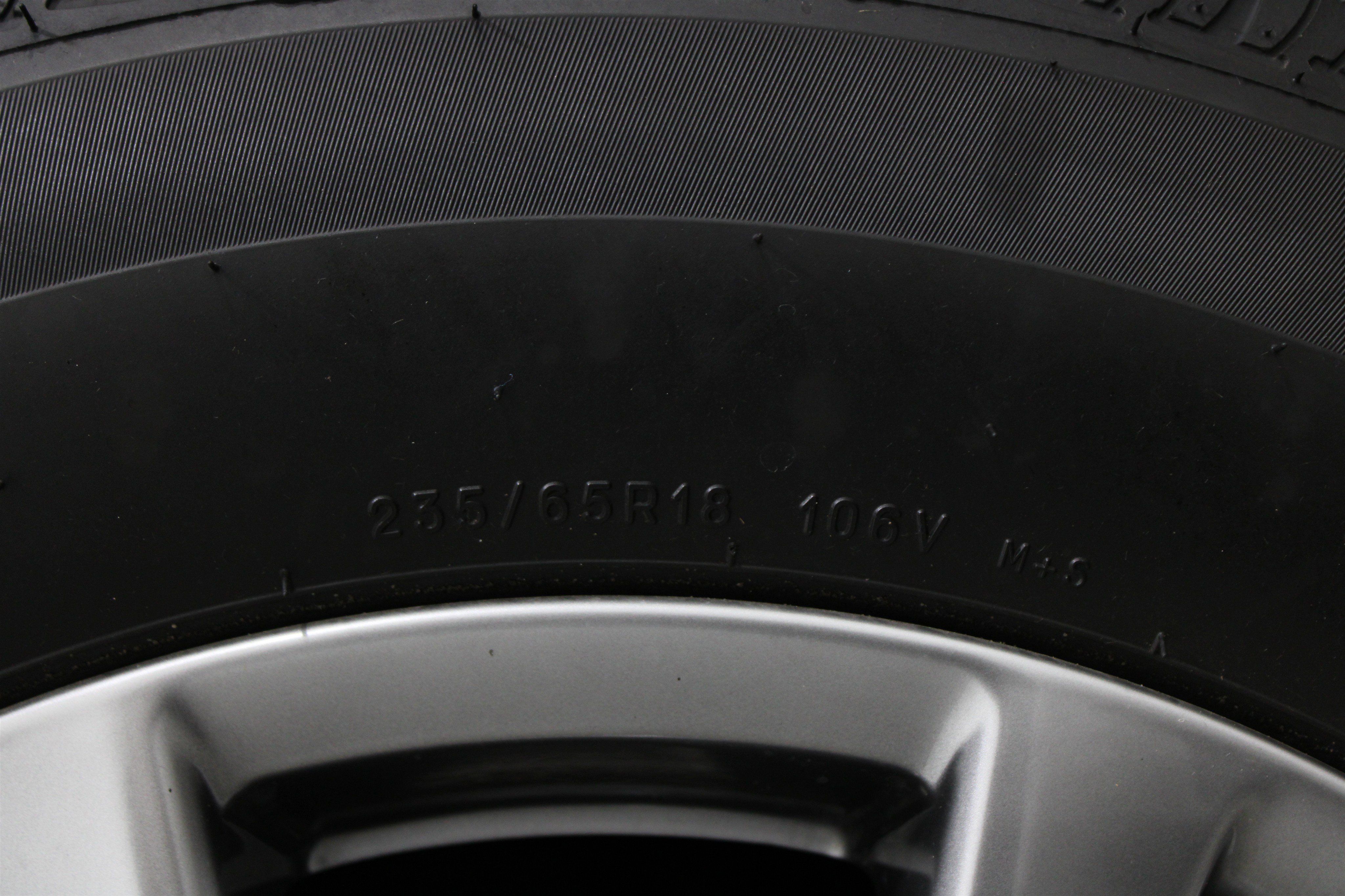 Used 2022 Cadillac XT5 Premium Luxury w/ LPO, Floor Liner Package image 39