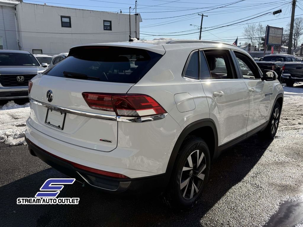 Used 2022 Volkswagen Atlas Cross Sport SE image 8