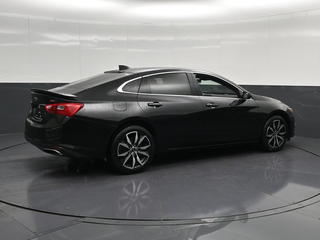 Used 2024 Chevrolet Malibu RS FWD image 3
