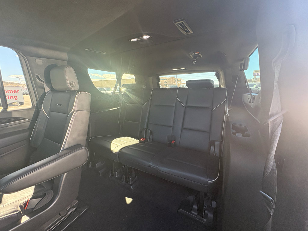 Used 2021 Cadillac Escalade ESV Sport w/ Driver Assist Tech Package AWD/4WD image 16