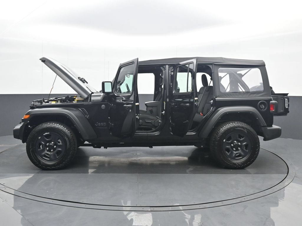 Used 2022 Jeep Wrangler Unlimited Sport AWD/4WD image 36