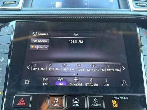 Used 2023 INFINITI QX50 Luxe AWD/4WD image 18