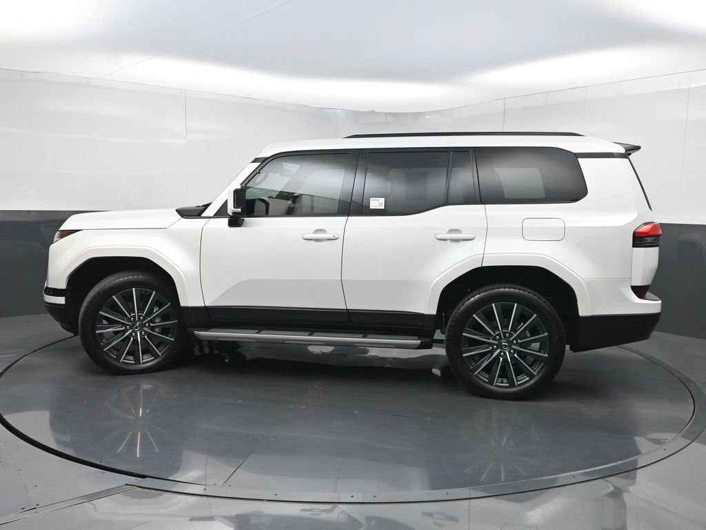 Used 2024 Lexus GX 550 w/ Accessory Package (2T) AWD/4WD image 45