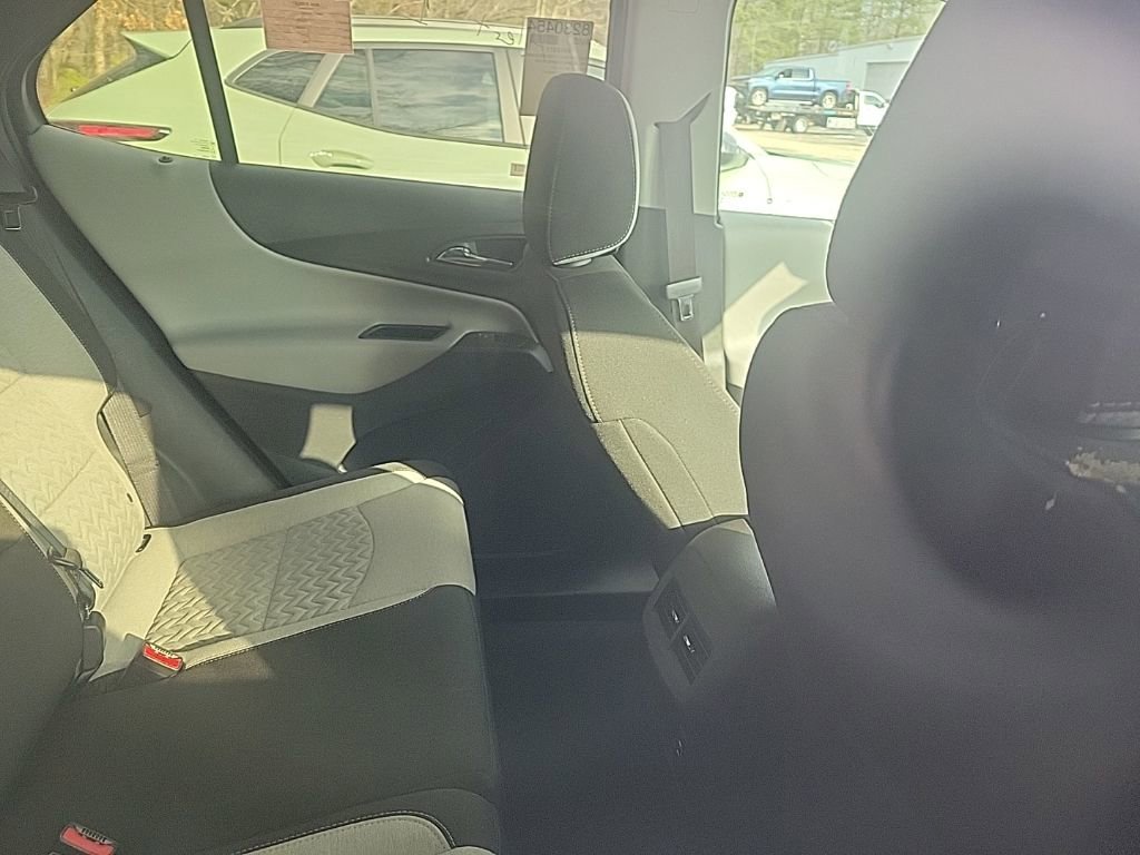 Used 2023 Chevrolet Equinox LT image 15
