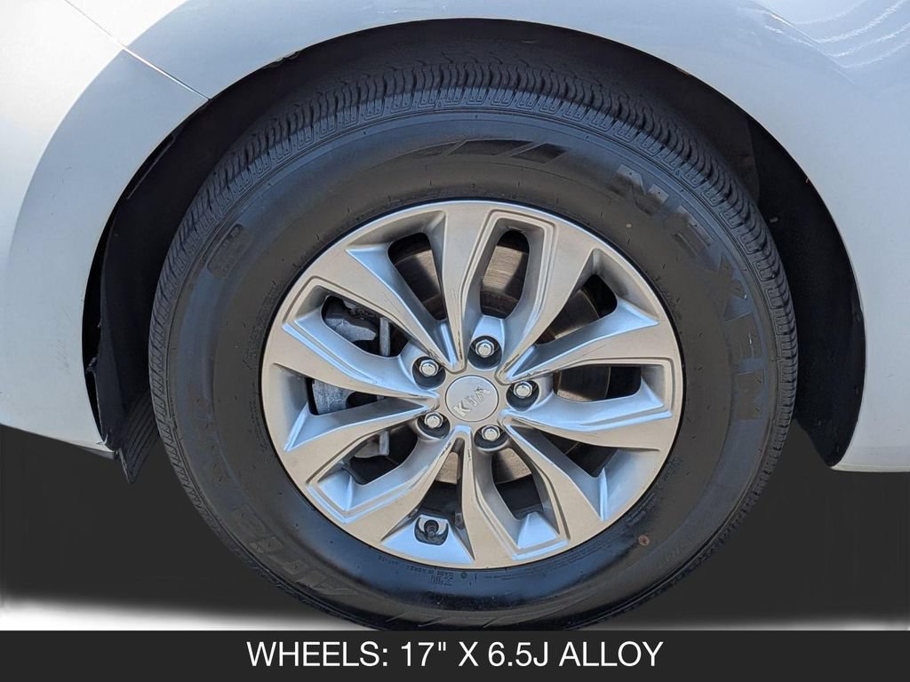 Used 2019 Kia Sedona LX FWD image 11