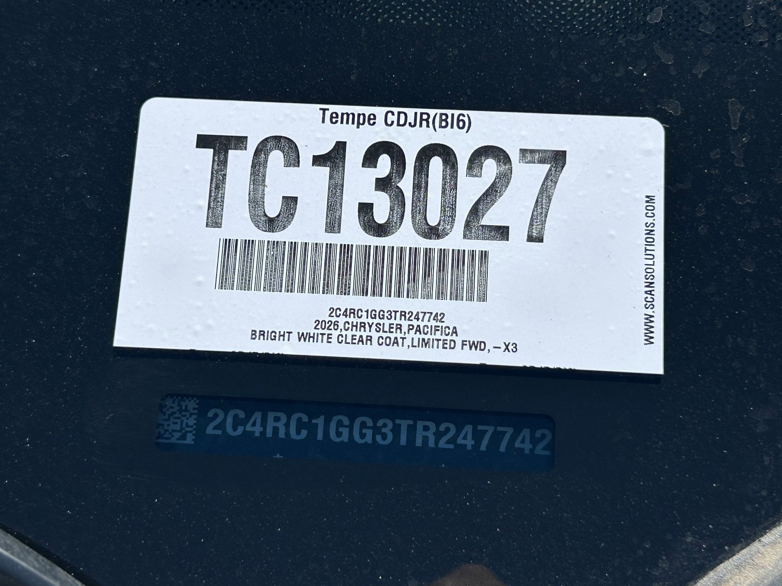 New 2026 Chrysler Pacifica Limited w/ S Appearance Package FWD image 25