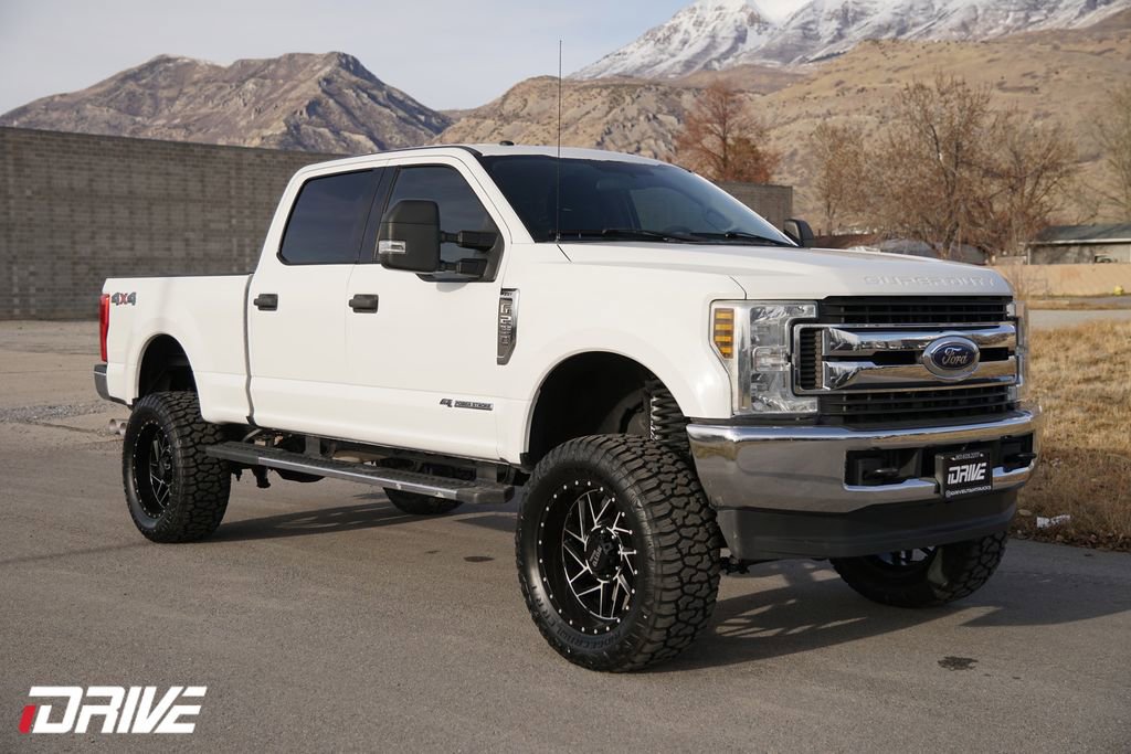 Used 2018 Ford F250 XLT image 1